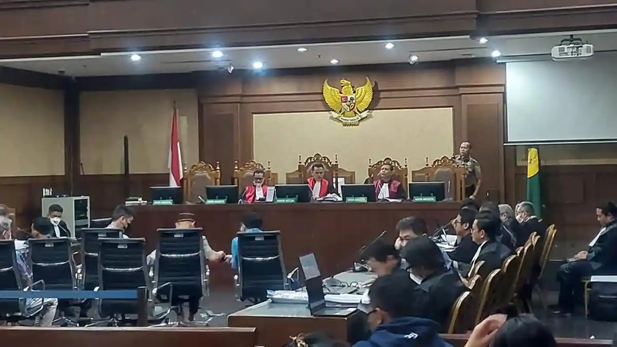 Hakim Minta Jaksa Cekal Konsorsium dan Subkontraktor Proyek BTS BAKTI Kominfo