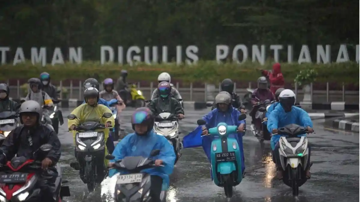 Cuaca Kalbar 2–4 April 2026: Hujan Meluas, Waspada Genangan dan Jarak Pandang