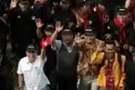 Melepas Bambang Widjojanto