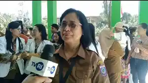 Direktur-RT-RSUD-Kondosapata-Mamasa-Dr-Adriana-Randabunga.jpg