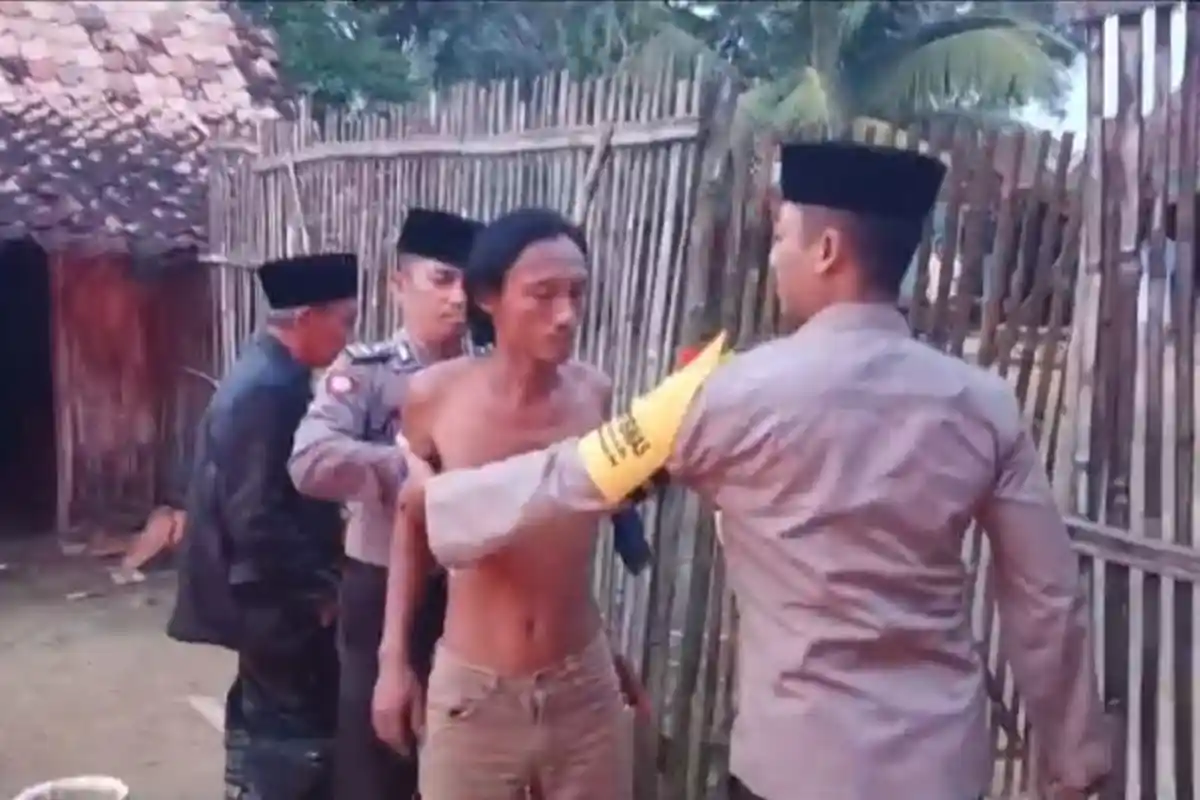 Keponakan yang Bunuh Paman Sendiri di Sampang Madura Tertangkap