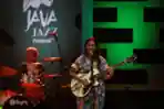 Aksi Panggung Endah N Rhesa di BNI Java Jazz Festival 2022