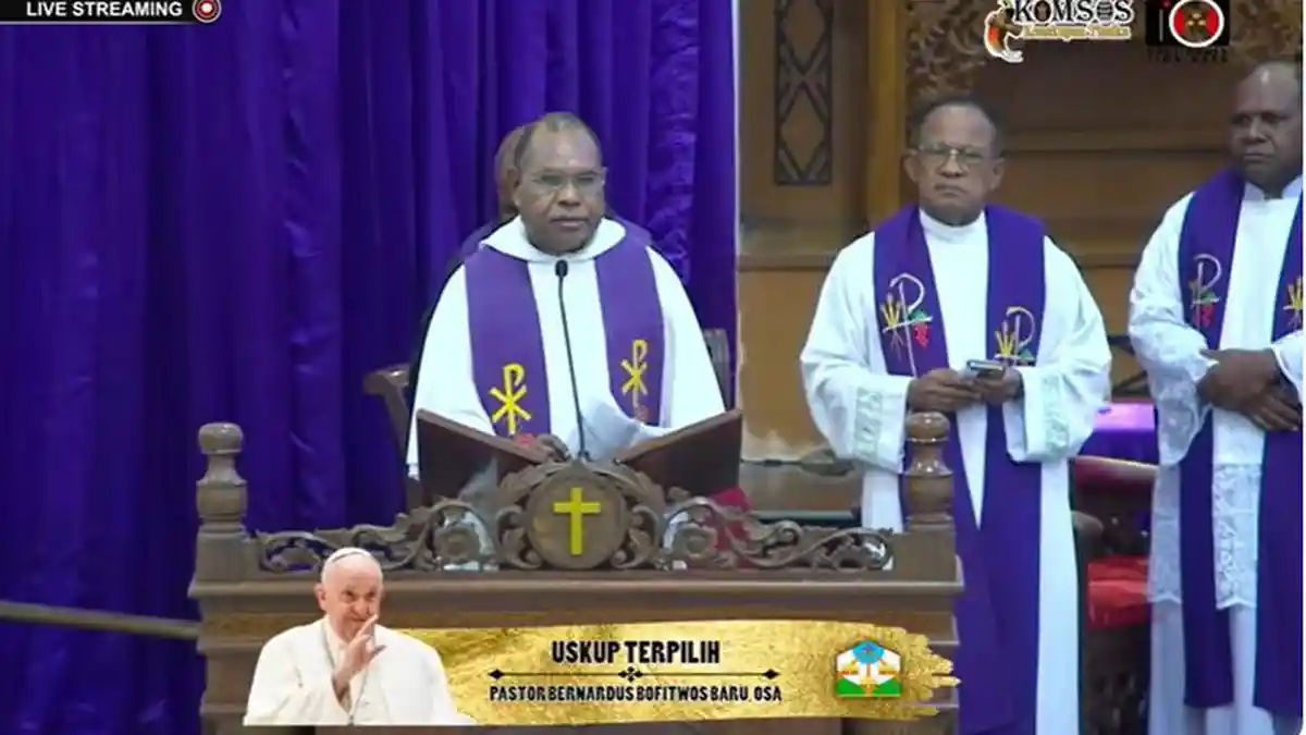 Uskup Timika Mgr. Bernardus Bofitwos Ditahbiskan 14 Mei 2025