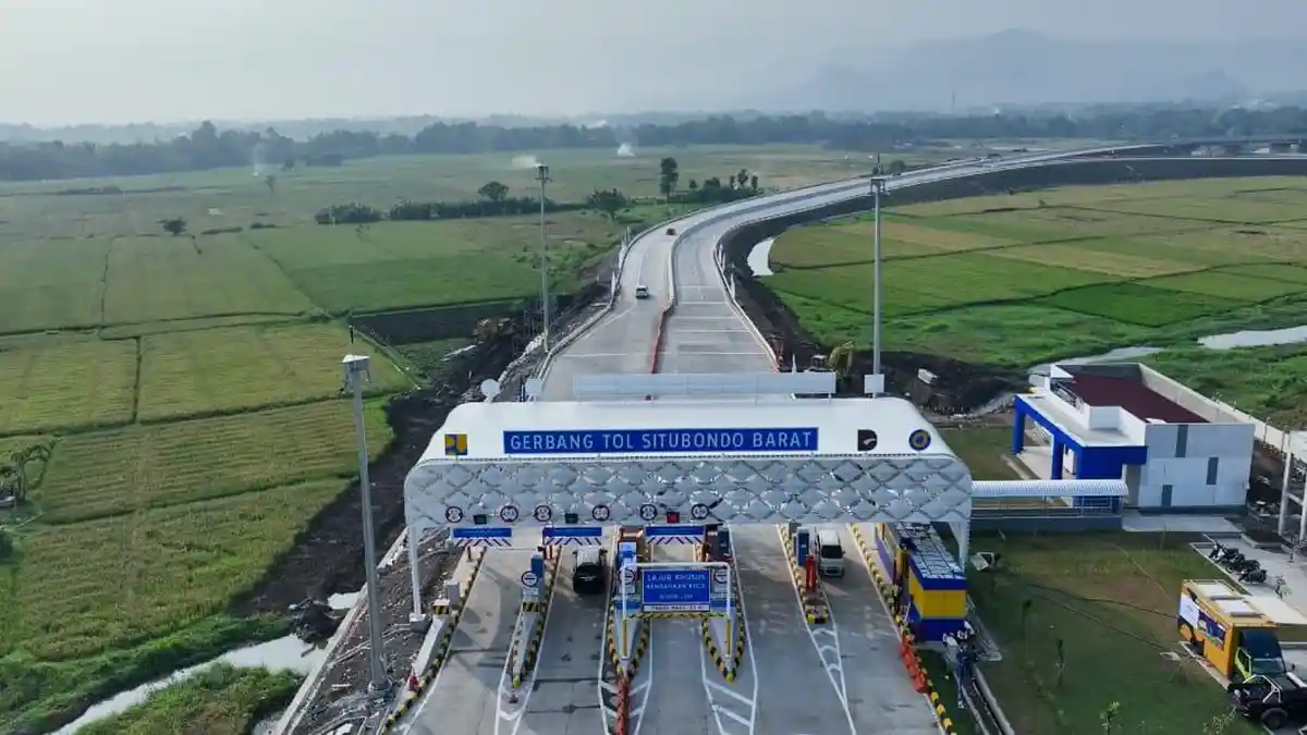 Dibuka Sejak Sabtu, Pemakai Tol Fungsional Gending-Situbondo Membludak