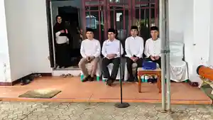 MELAYAT-Bupati-Kabupaten-Bolaang-Mongondow-Utara-Boltara-Sirajudin-Lasena4y678.jpg