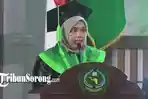 Diremehkan Cuma Anak Tukang Kayu, Hamida Buktikan jadi Wisudawati Terbaik IAIN Sorong