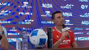 Emil-Audero-Kiper-Timnas-Indonesia-konferensi-pers-usai-laga-3-0-atas-Oman.jpg