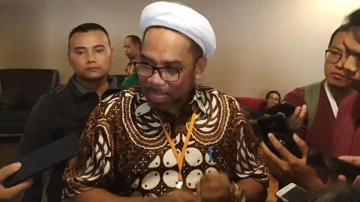Ngabalin Tak Bisa Pastikan PAN Bergabung dengan Koalisi Pemerintah