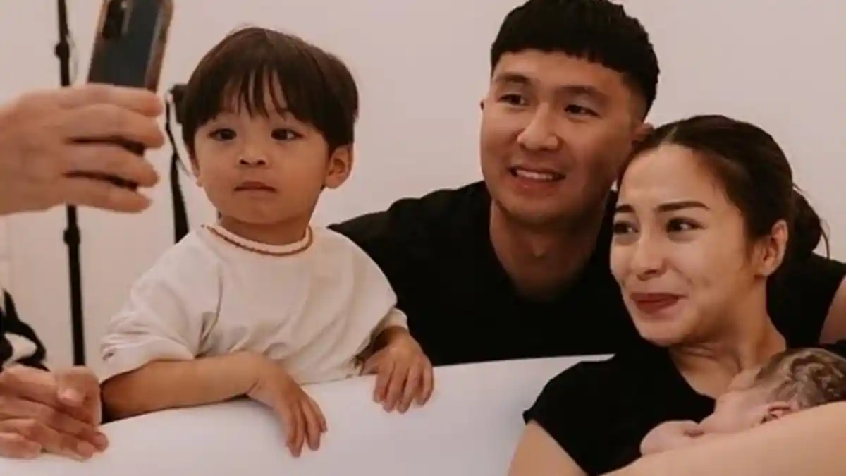 Selamat! Nikita Willy Melahirkan Anak Kedua dengan Metode Water Birth