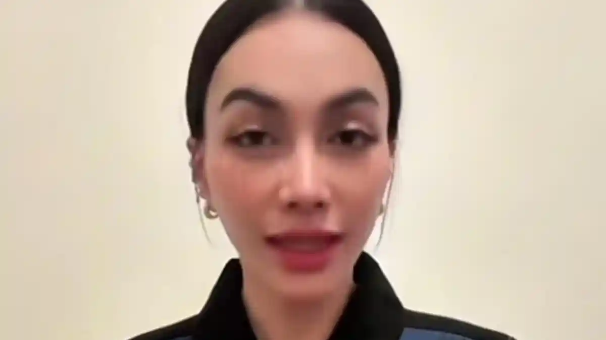 Penyanyi Denada Minta Maaf ke Anaknya Ressa Rizky: Itu Kesalahan dan Kebodohan Saya