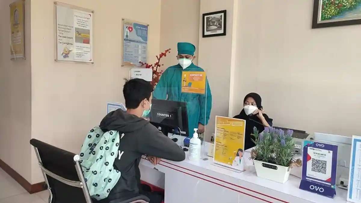 Aturan Baru Naik Kereta Jarak Jauh Wajib Tunjukan Hasil PCR Negatif Bagi yang Belum Vaksin Booster