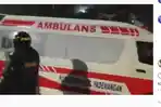 salah-satu-ambulans-milik-pemperov-dki-yang-ditahan-polisi-karena-ketahuan-mengangkut-batu.jpg