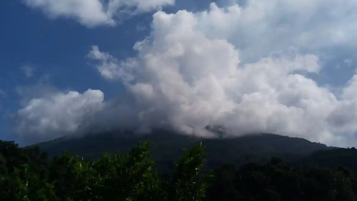 Update Gunung Api Karangetang, Level II Waspada