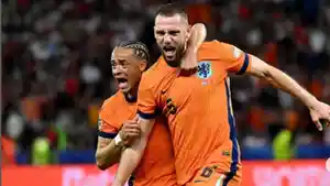 bali/Selebrasi-gol-pemain-Belanda-usai-cetak-gol-ke-Turki.jpg