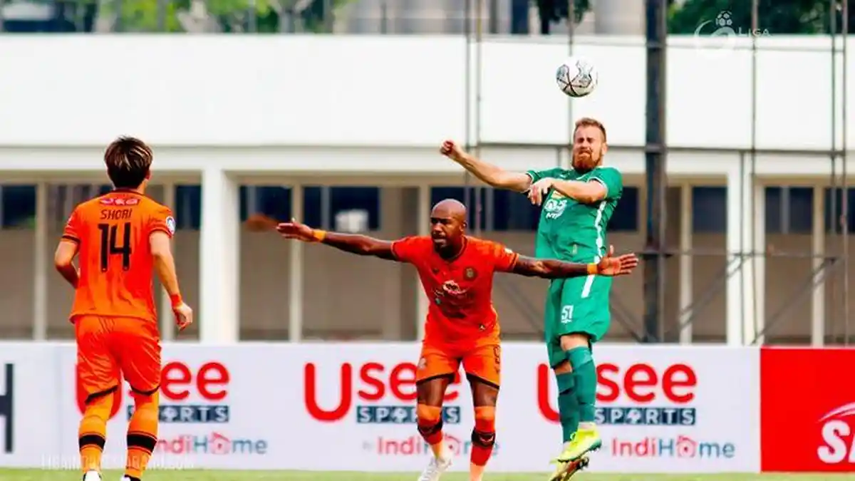 Cerita Satu Malam Persebaya Surabaya: Lepas Empat Pemain, Datangkan Lima Nama Baru