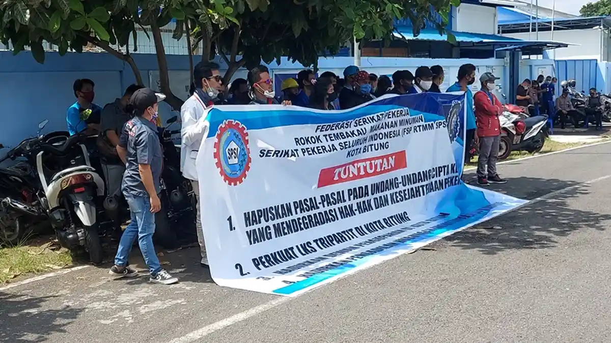 May Day, Alfince Bagampikir Doakan Buruh Disayang Perusahaan