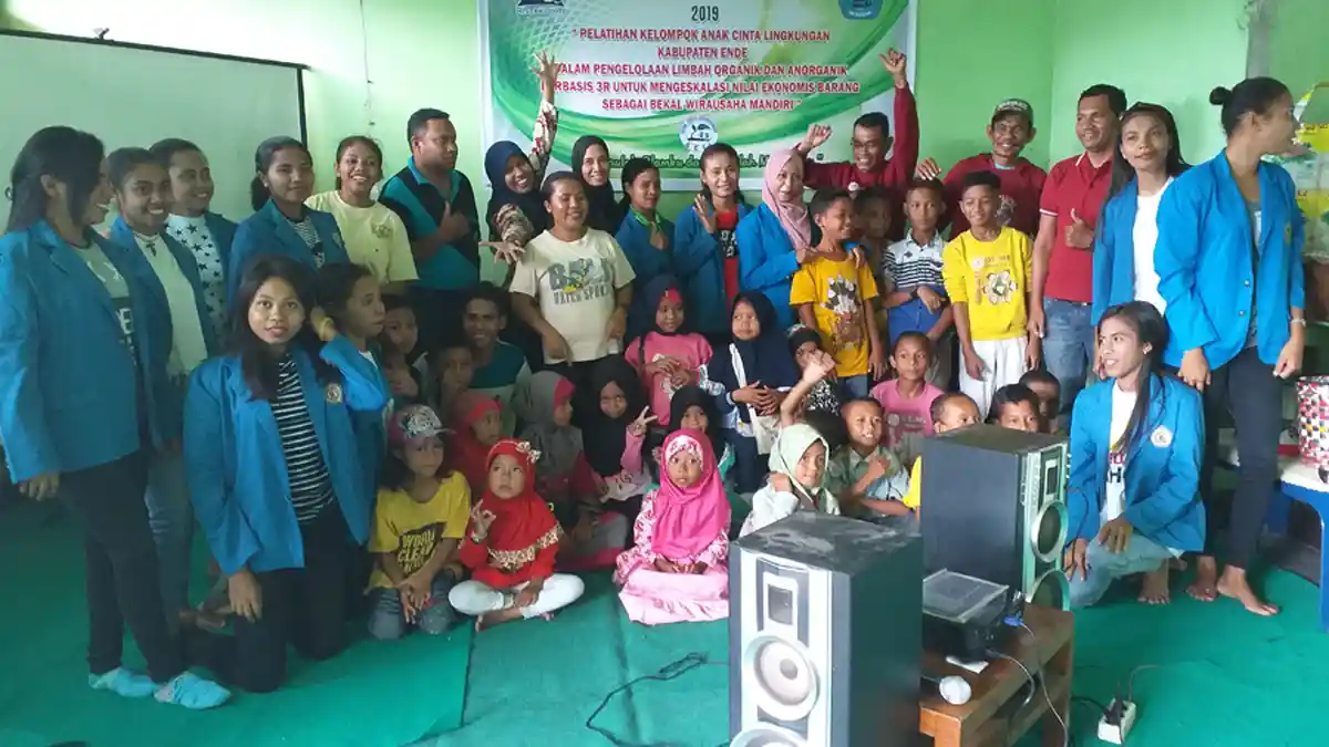 Program Studi Matematika Uniflor Ende Peduli Sampah, Ini Bentuk Kegiatannya