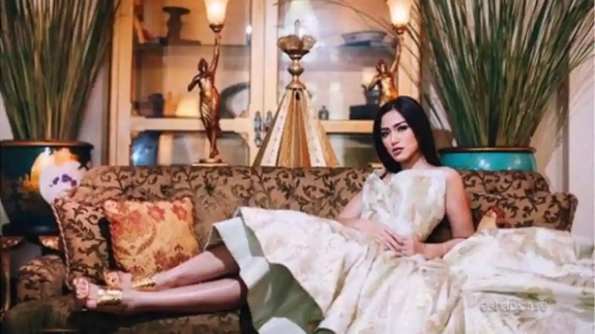 Jessica Iskandar Maklum Kegeraman Kakaknya Hingga Keluarkan Sindiran Pada Ayah El Barack