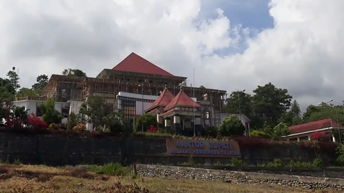 Teken Perjanjian Kinerja, Saipul Botutihe Minta Jajarannya Komitmen dan Tanggung Jawab 