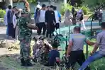 TNI-Polri dan Forkopimda Kompak Bersihkan Taman I Love Sabang