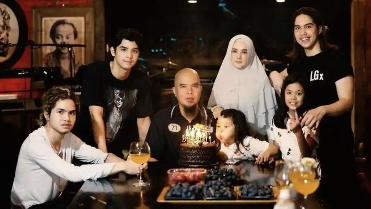 Mulan Jameela Puji Setinggi Langit Ahmad Dhani : Laki-laki Keras Tapi Seketika Selembut Sutera