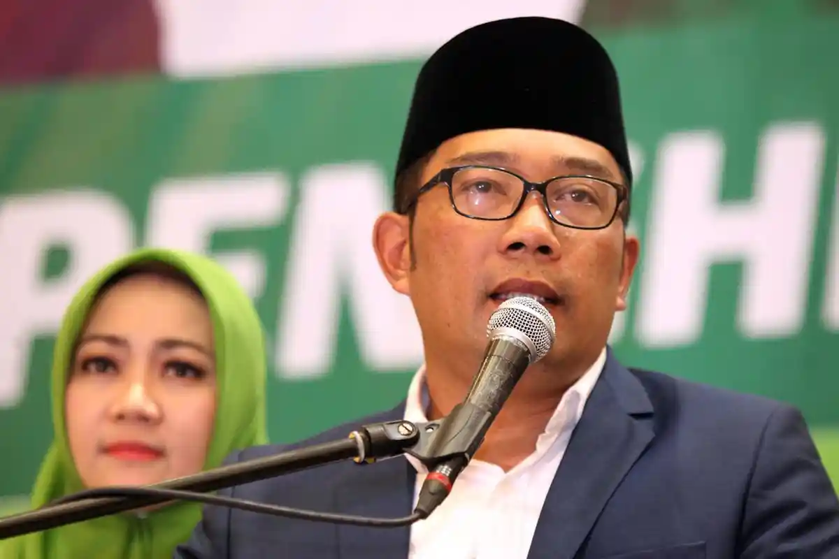 Menang Versi Quick Count, Ridwan Kamil Menangis, Teringat Nasihat Ibunya, dan Larang Ada Pawai
