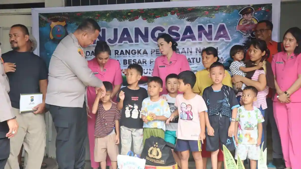 Peduli Masyarakat, Polres Batubara Gelar Bakti Sosial dan Anjangsana Sambut Natal 2025