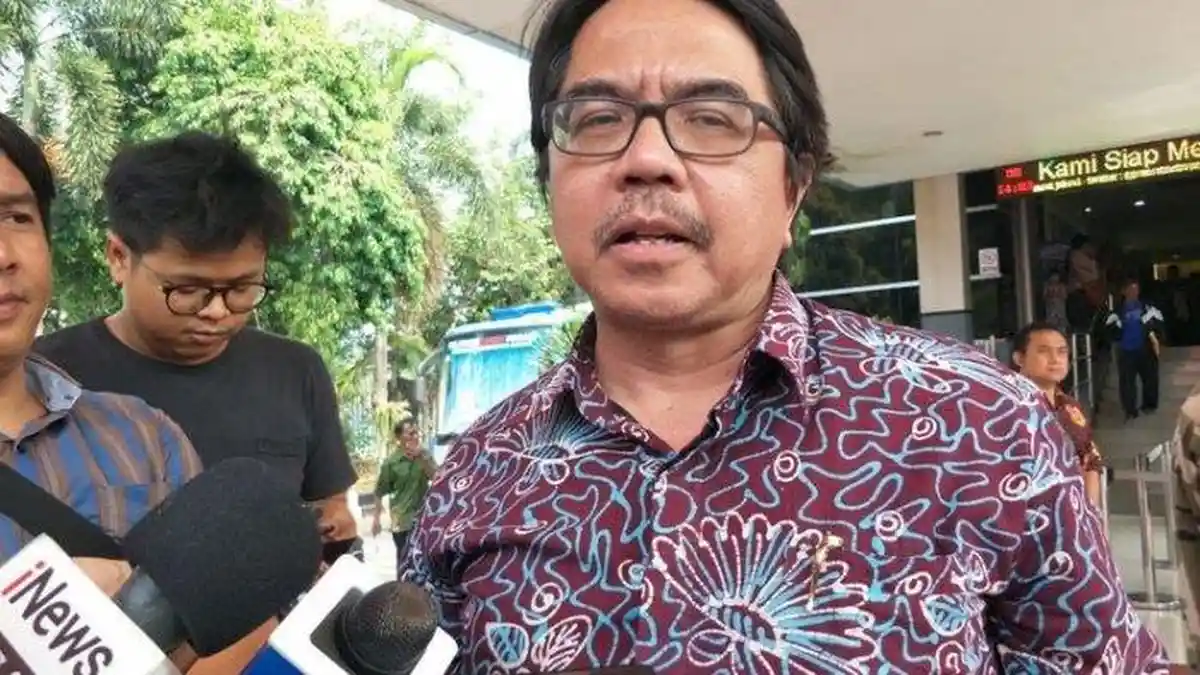 Daftar Kontroversi Ade Armando yang Dikeroyok saat Demo 11 April 2022, Pernah Kritik BEM UI