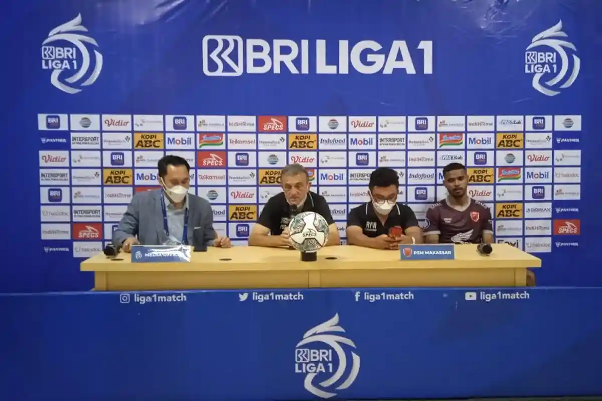 Milomir Seslija Tidak Puas PSM Imbang Lawan Persib Bandung