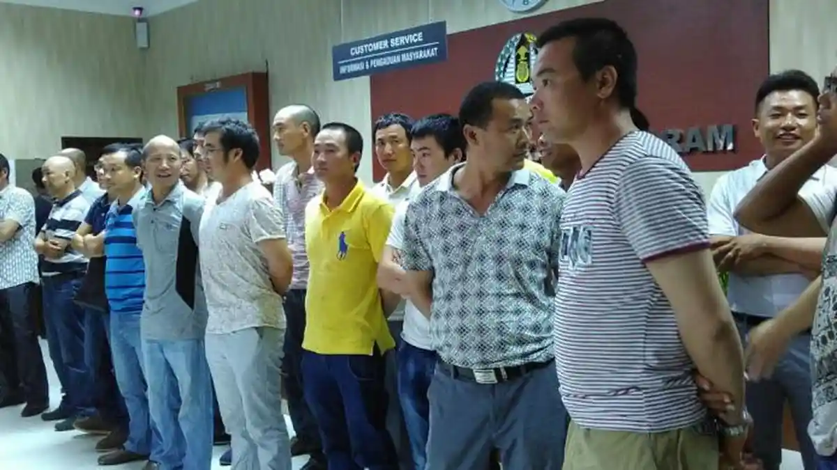 TB Hasanudin: Kebijakan Bebas Visa Membuat Tenaga Kerja Asing Menyerbu Indonesia