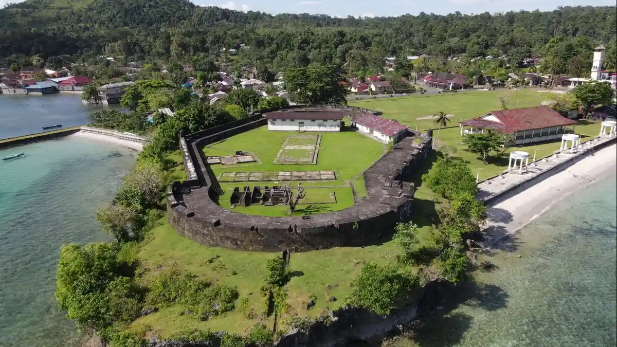 Itinerary Sehari di Pulau Saparua - Maluku, Bisa Kunjungi Tempat-tempat Ini
