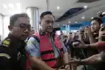Kejagung Tahan Mantan Komisioner Ombudsman Yeka Hendra