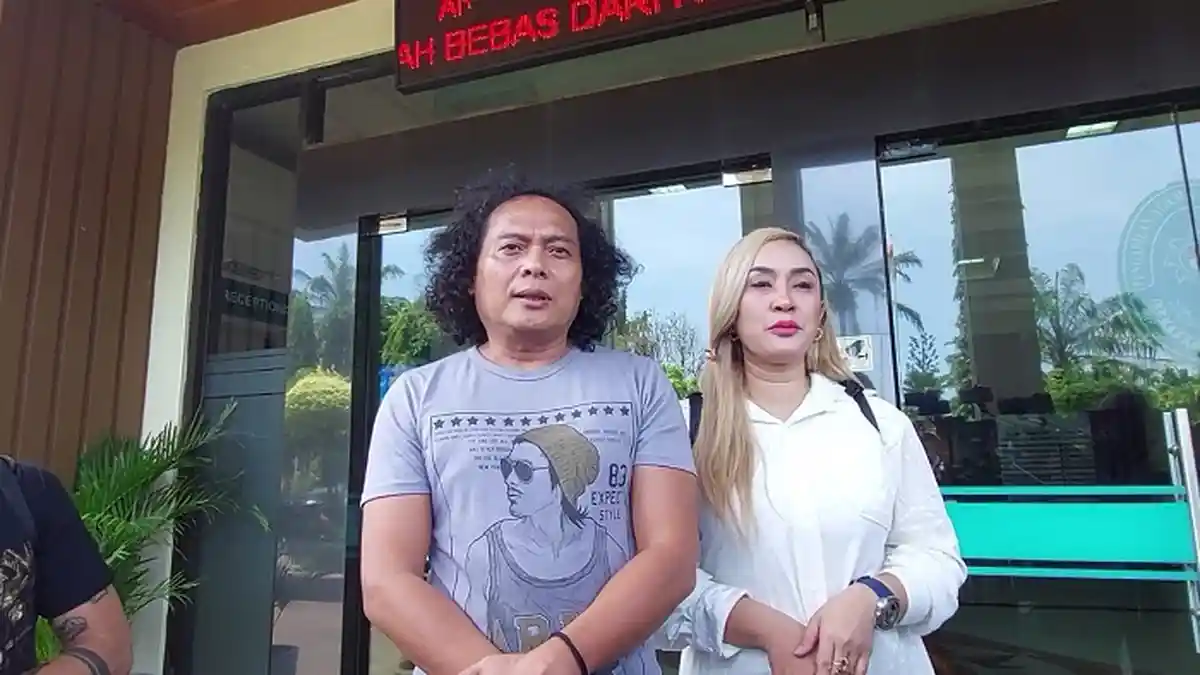 Lia Ladysta Menyandang Status Janda setelah Gugatan Cerai terhadap Munawir Nadjib Dikabulkan