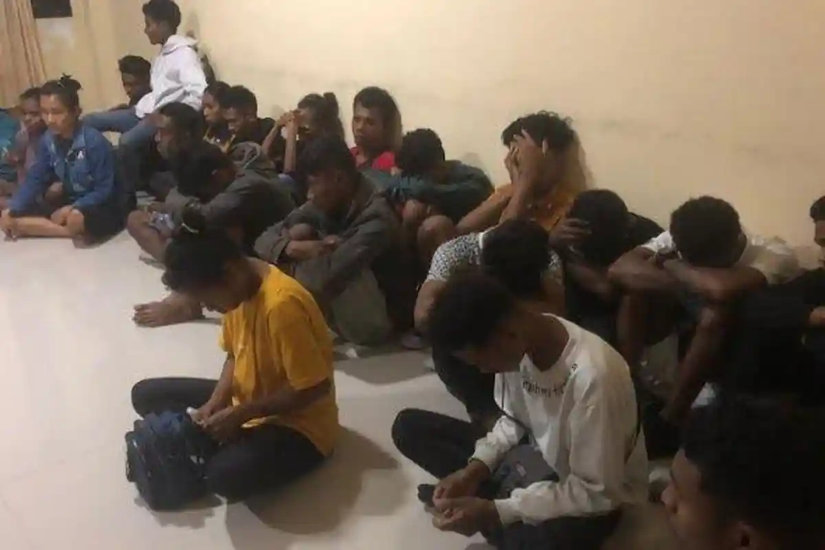 Satgas Polda NTT Pulangkan Puluhan Calon Tenaga Kerja Asal TTS dari Lembata, Hendak ke Kalimantan