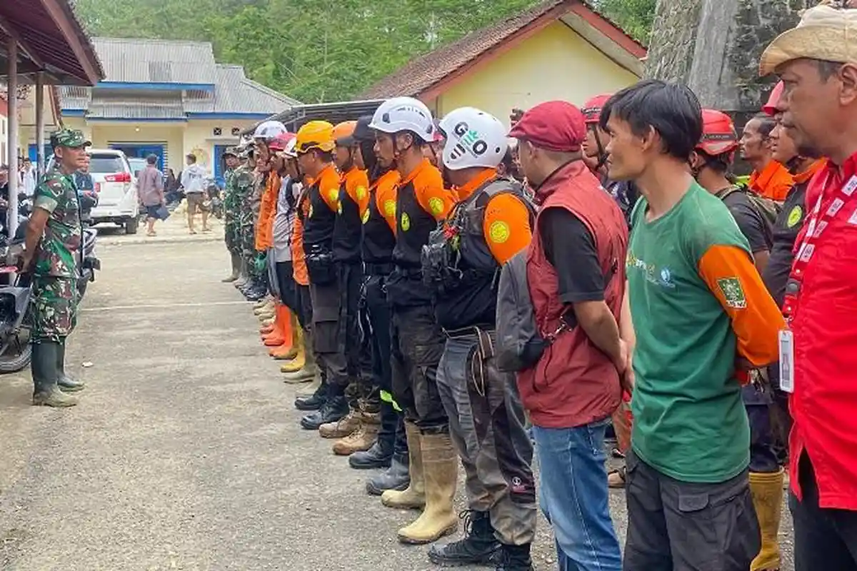 Area Longsor Pandanarum Banjarnegara Masih Dipenuhi Lumpur, Pencarian Korban Tak Gunakan Alat Berat