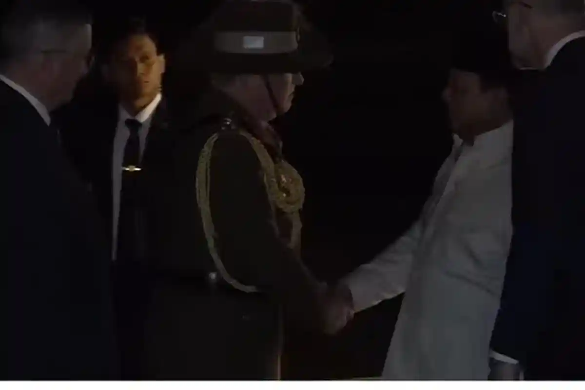 Sambutan Hangat Menlu Australia Penny Wong Saat Prabowo Tiba di Sydney