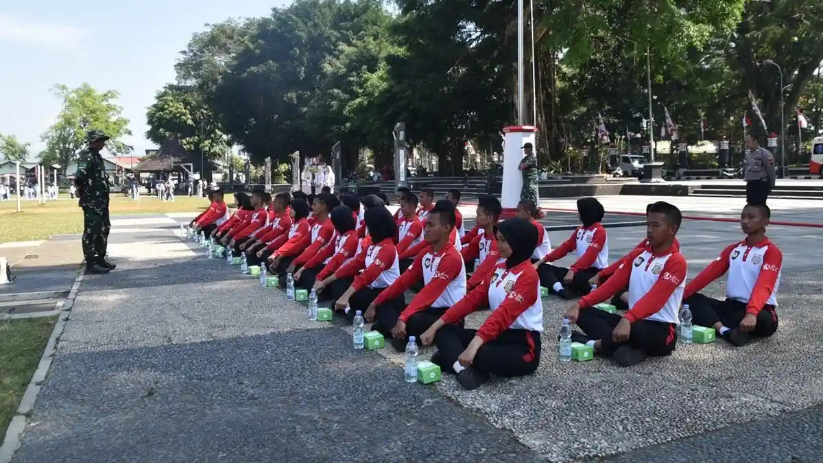 36 Anggota Paskibra Kabupaten Wonosobo Terus Digembleng Latihan