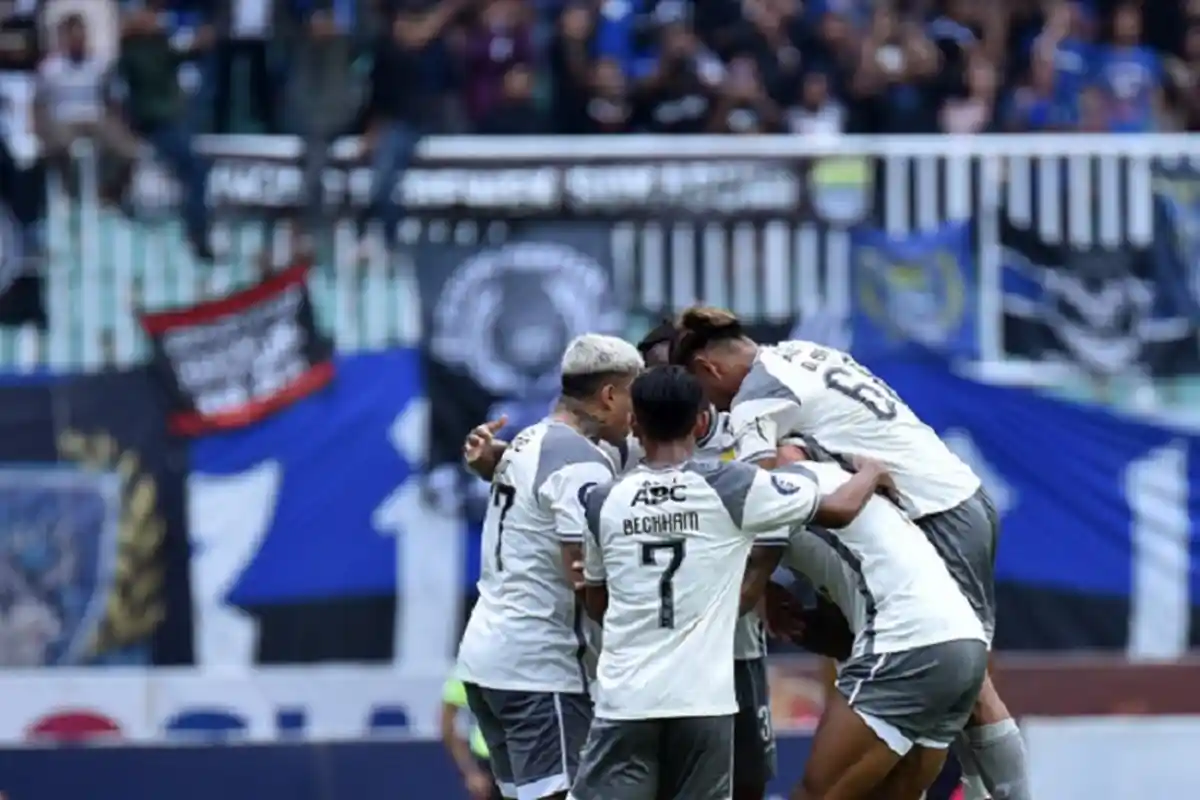 Persib Bandung Bisa Jadi Juara Liga 1 Indonesia, Tapi Dihadang PSM Makassar, Simak Hitungannya!