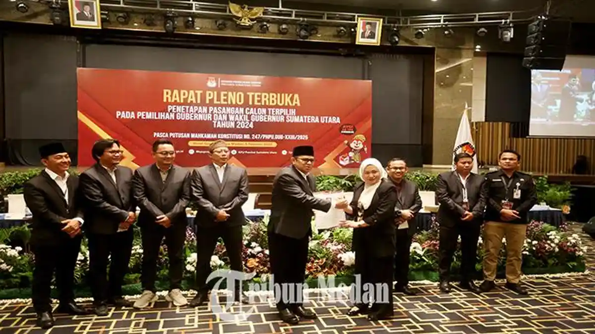 Berita Foto: KPU Sumut Tetapkan Bobby Nasution-Surya sebagai Gubernur dan Wagub Terpilih 2025-2030 - 05022025_PENETAPAN-GUBERNUR-DAN-WAKIL-GUBERNUR-TERPILIH-SUMUT_ABDAN-SYAKURO-2.jpg