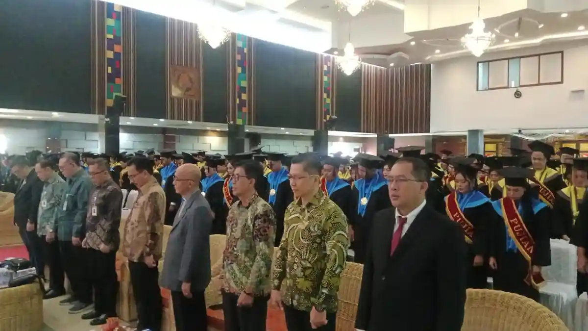 Wisuda ke-22 UKMC, Rektor Tekankan Pentingnya Soft Skill untuk Menghadapi Tantangan Global - Universitas-Katolik-Musik-Charitas1111.jpg
