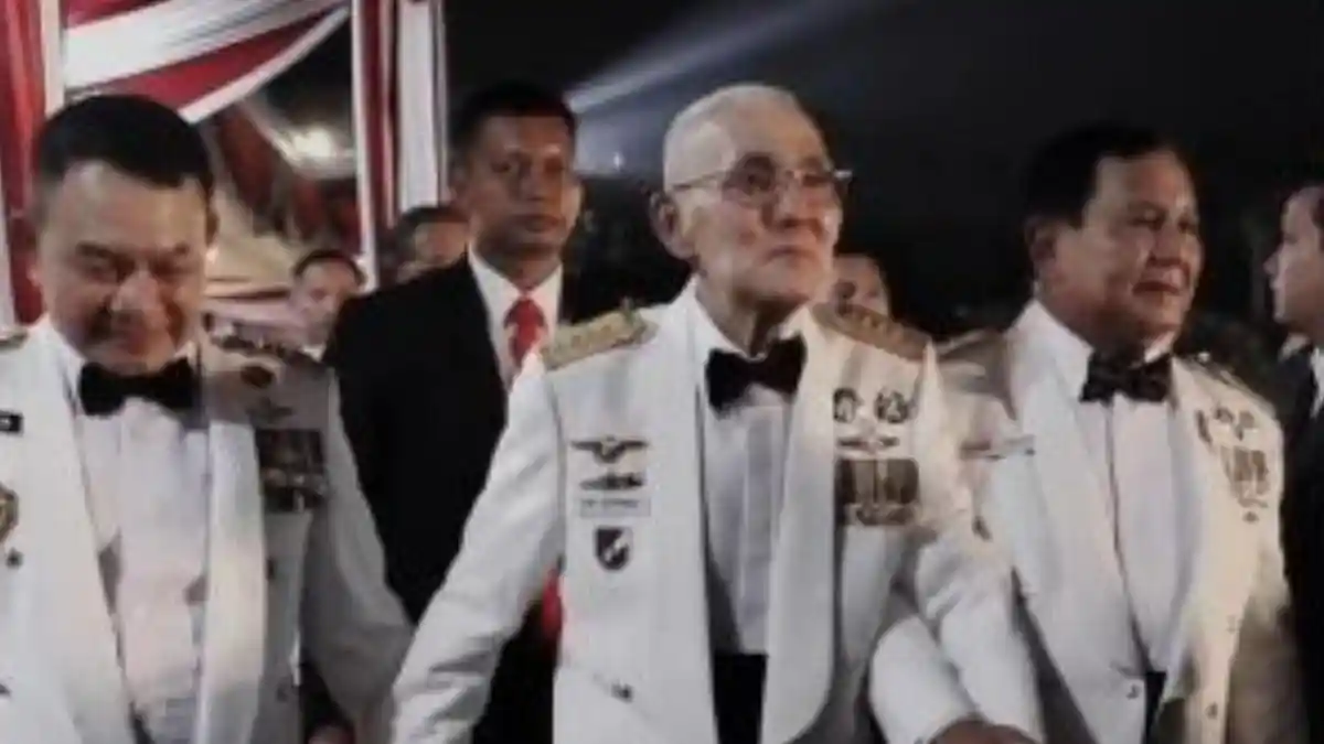 Prabowo Subianto dan KSAD Dudung Gandeng Try Sutrisno, sang Menhan Tak Ragu Sampai Lakukan Hal Ini