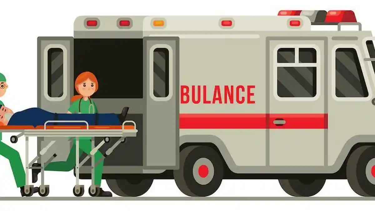 Viral Ambulans Tangani Pasien di Tengah Jalan Bikin Macet