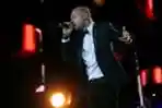 20140323_203925_husein-alatas-finalis-indonesian-idol-2014.jpg