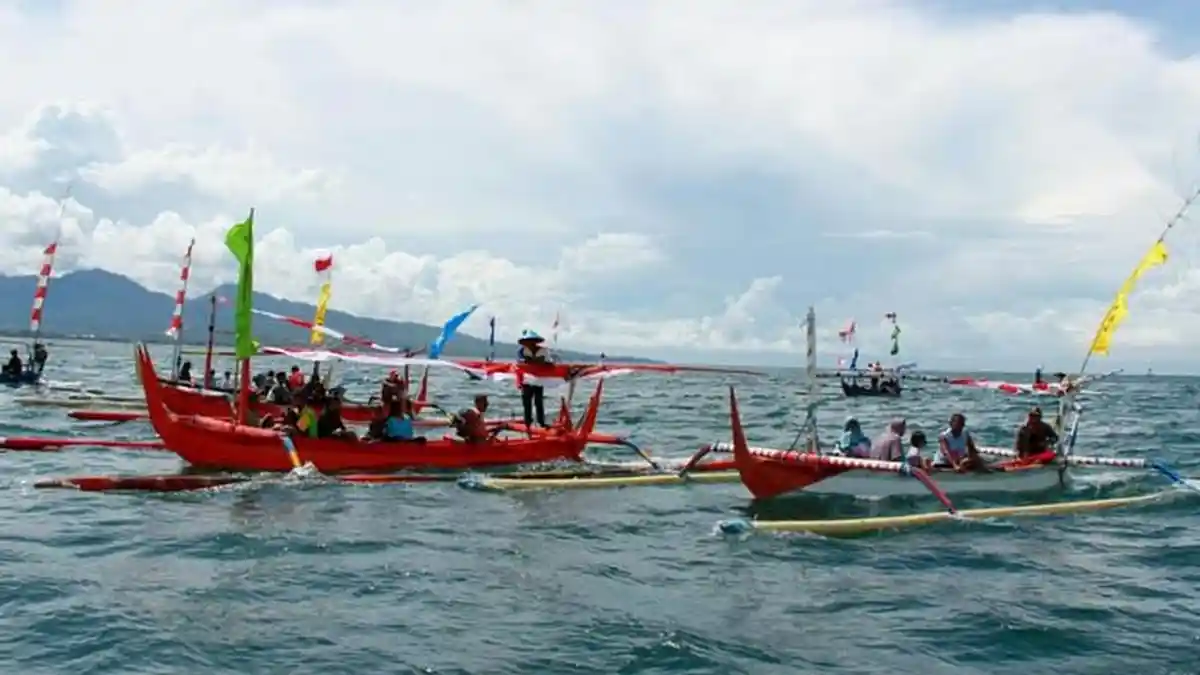Kampanye Potensi Wisata Bahari Banyuwangi, 130 Armada Perahu Jelajahi Selat Bali