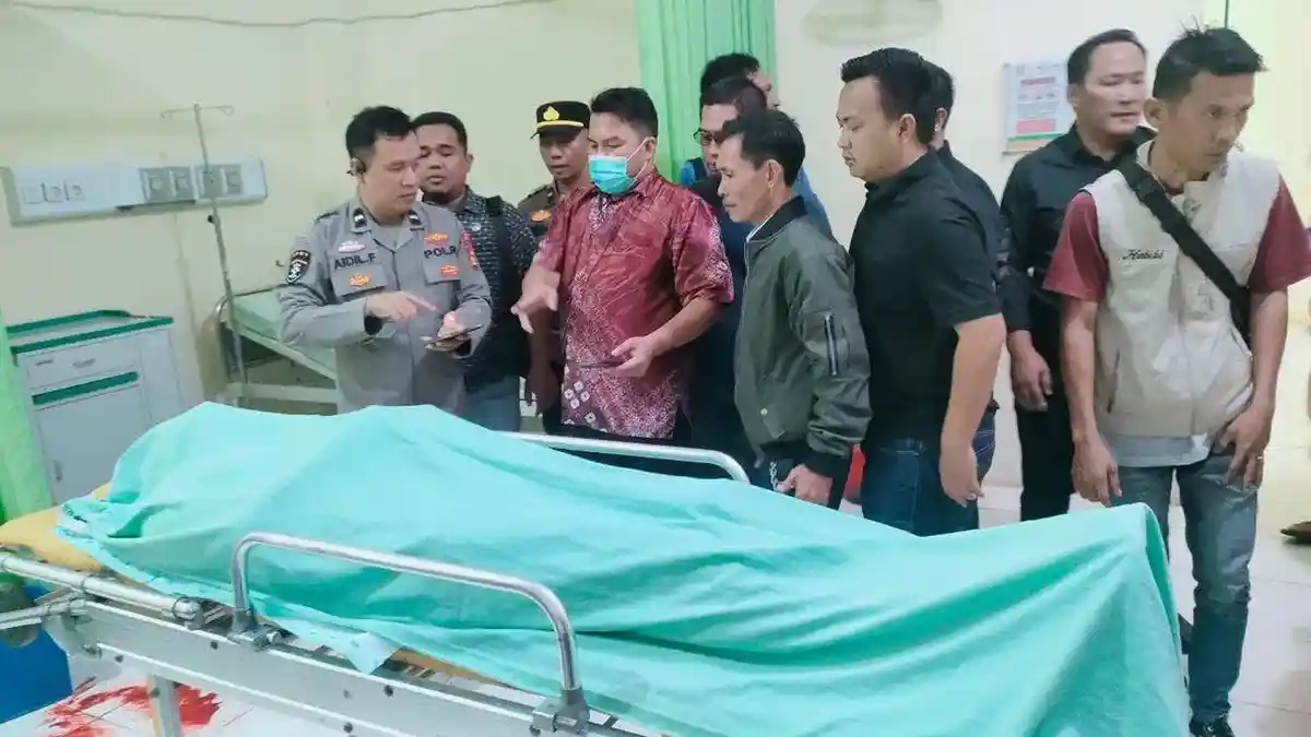 Breaking News: Pegawai PU Muratara Tewas Ditikam Rekan Kerja di Depan ...