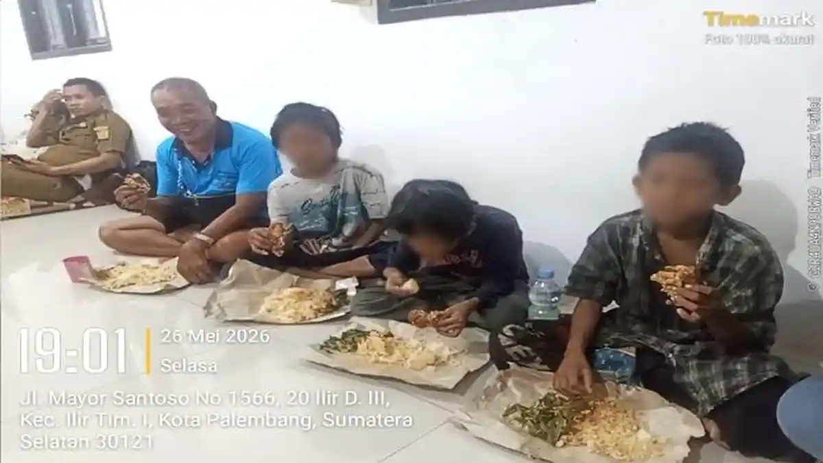 Upaya Pemkot Palembang Selamatkan Anak-anak Ngelem Aibon di Jembatan Ampera