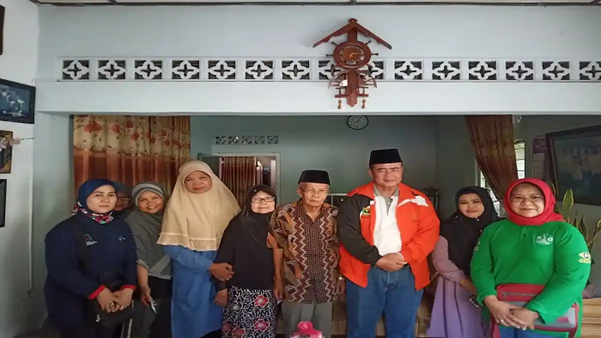 Wakil Gubernur Sumbar Datangi Rumah Zulfirman Syah, Ini Penjelasan Yuli Erma Kakak Kandung Korban