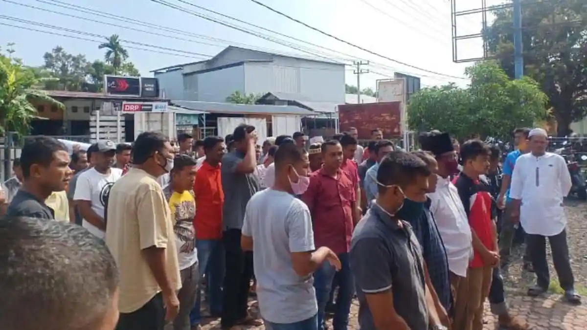 Keuchik Dayah Tanoh Mundur