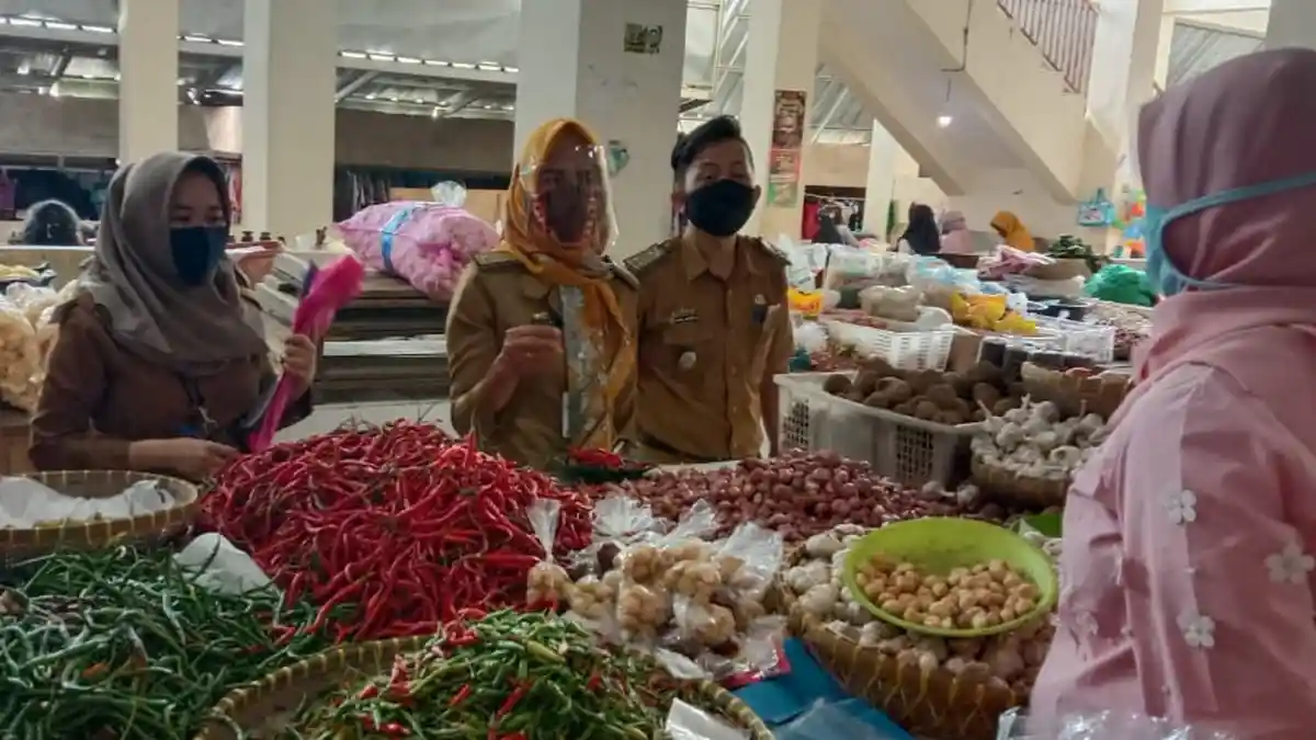 Stok Bahan Pokok Jelang Iduladha di Tanggamus Mencukupi