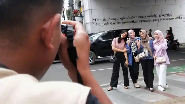 Bukan Hanya Fotografer, Penyedia Aplikasi Jual-Beli Foto Juga Bisa Disanksi Jika Langgar Hak Privasi